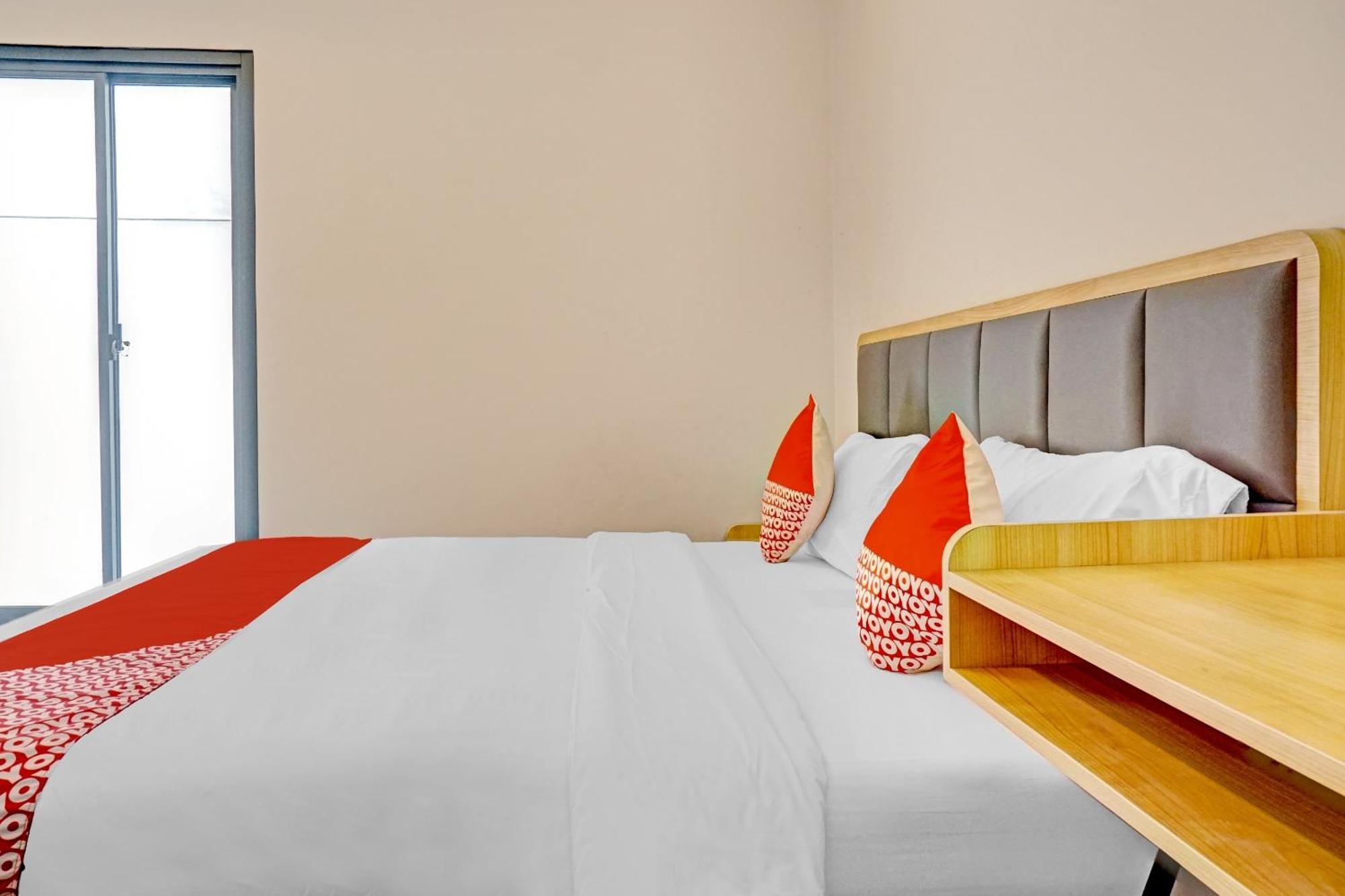 Super Oyo Capital O 90635 Tango Juliet Residence 자카르타 외부 사진