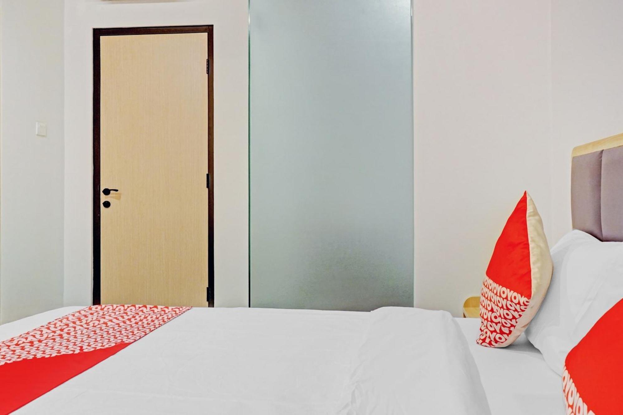 Super Oyo Capital O 90635 Tango Juliet Residence 자카르타 외부 사진